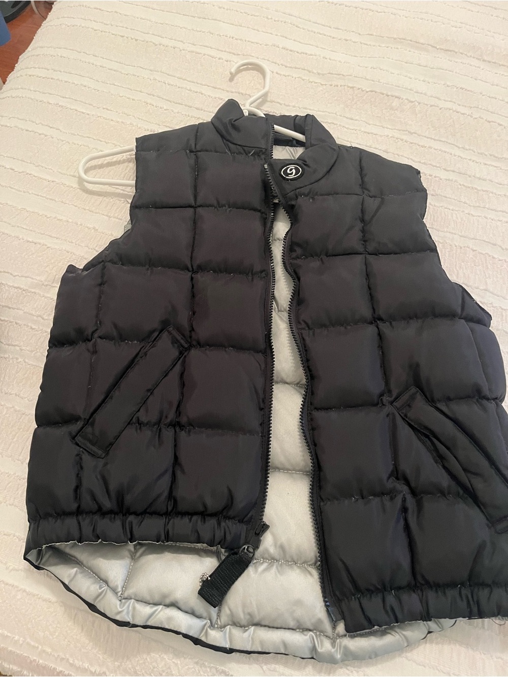 GAP Black Quilted Puffer Vest
